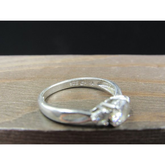 Size 7 Sterling Silver Triple Round Worn Cubic Zirconia Band Ring - Picture 3 of 6